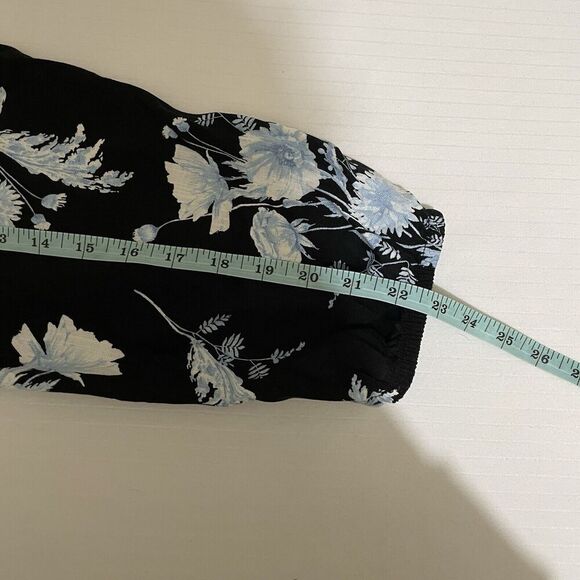 Torrid Babydoll Rayon Slub Smocked LS Crop Blouse Floral Black 3 3X Whimsigoth - Picture 9 of 11